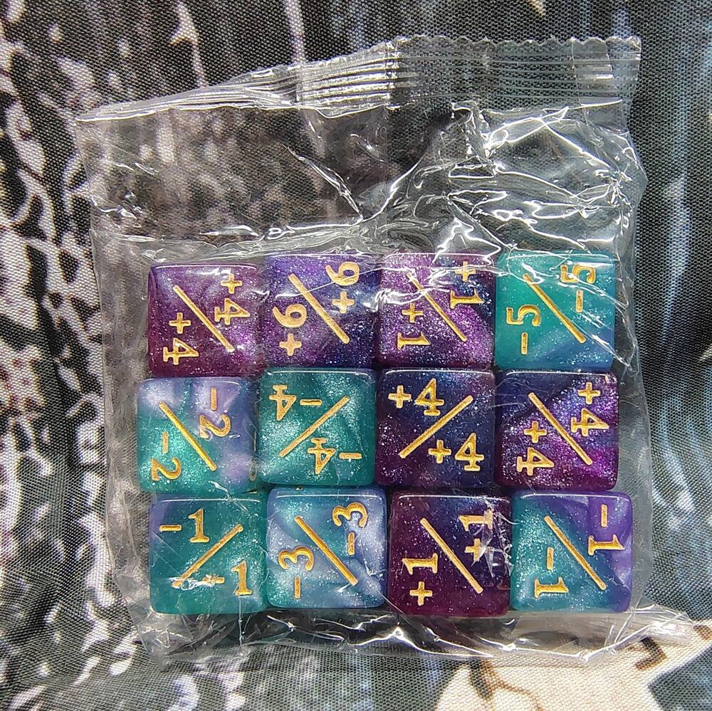 12 Pieces MTG Dice Counters Dice Set Life Tokens for MTG TC..New Sealed Package